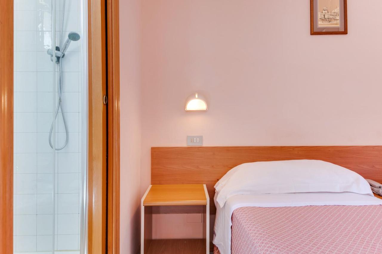 Hotel Sorriso Rimini Dış mekan fotoğraf