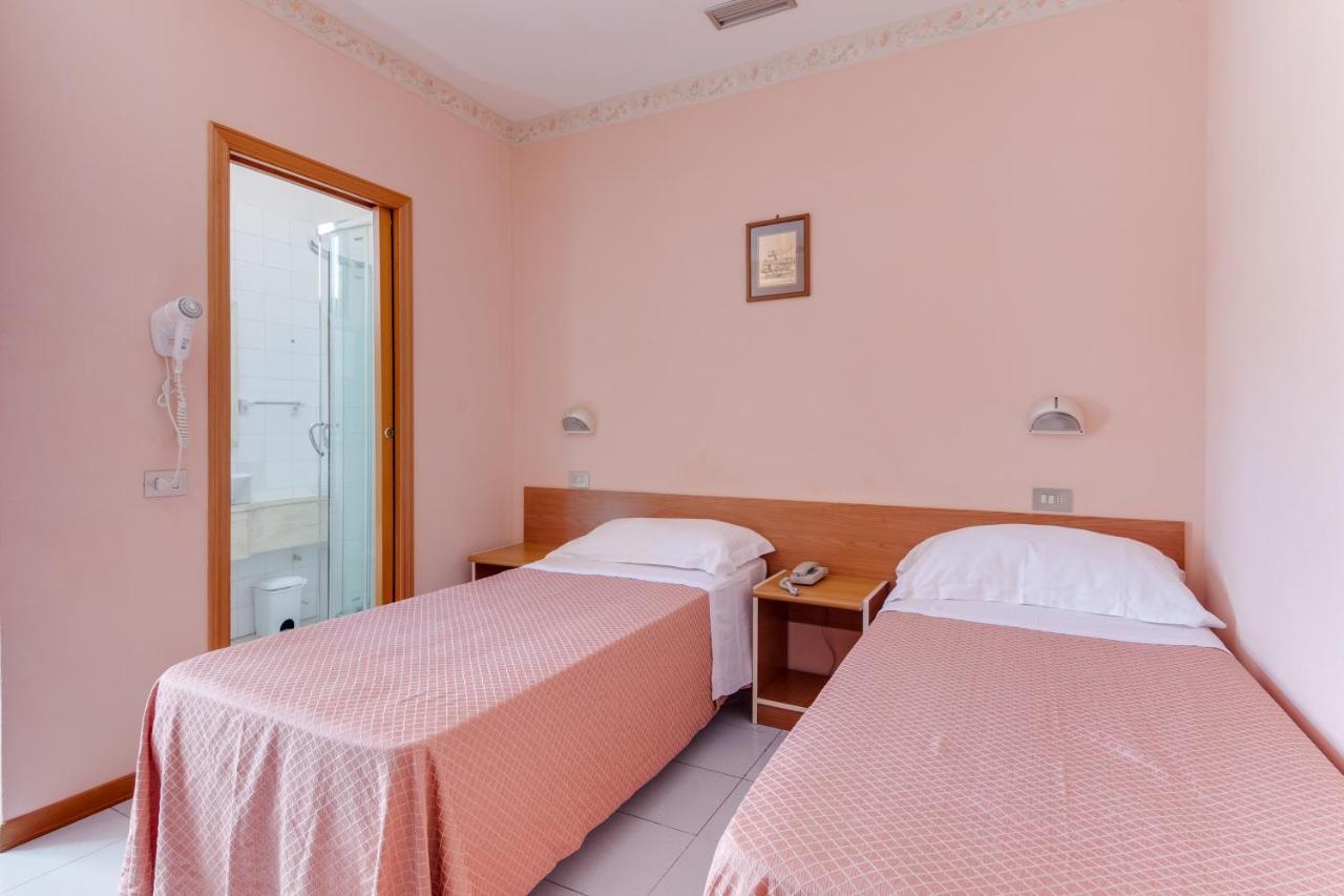 Hotel Sorriso Rimini Dış mekan fotoğraf